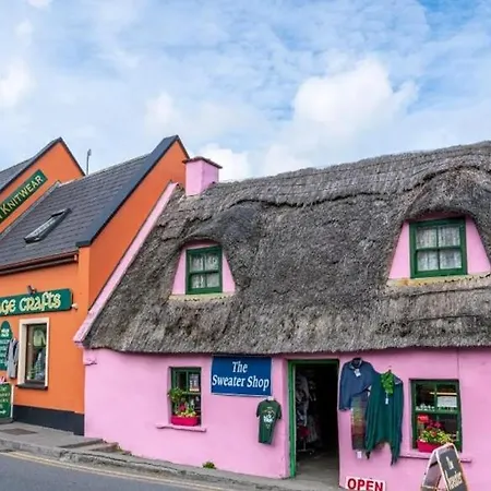 Hillside Hideaway 木屋 *