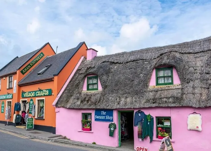 Hillside Hideaway Chalet *