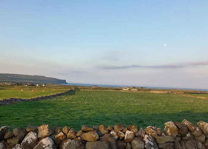 Hillside Hideaway Chalet