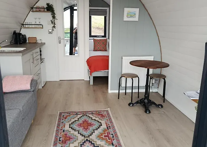 木屋 Hillside Hideaway *