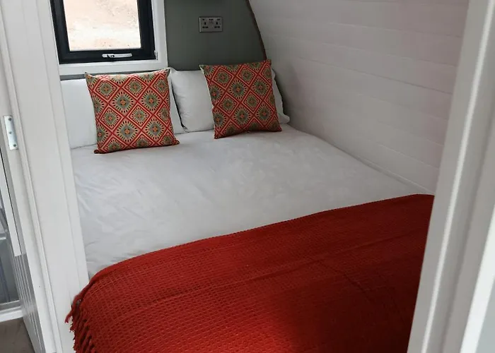 Chalet Hillside Hideaway *